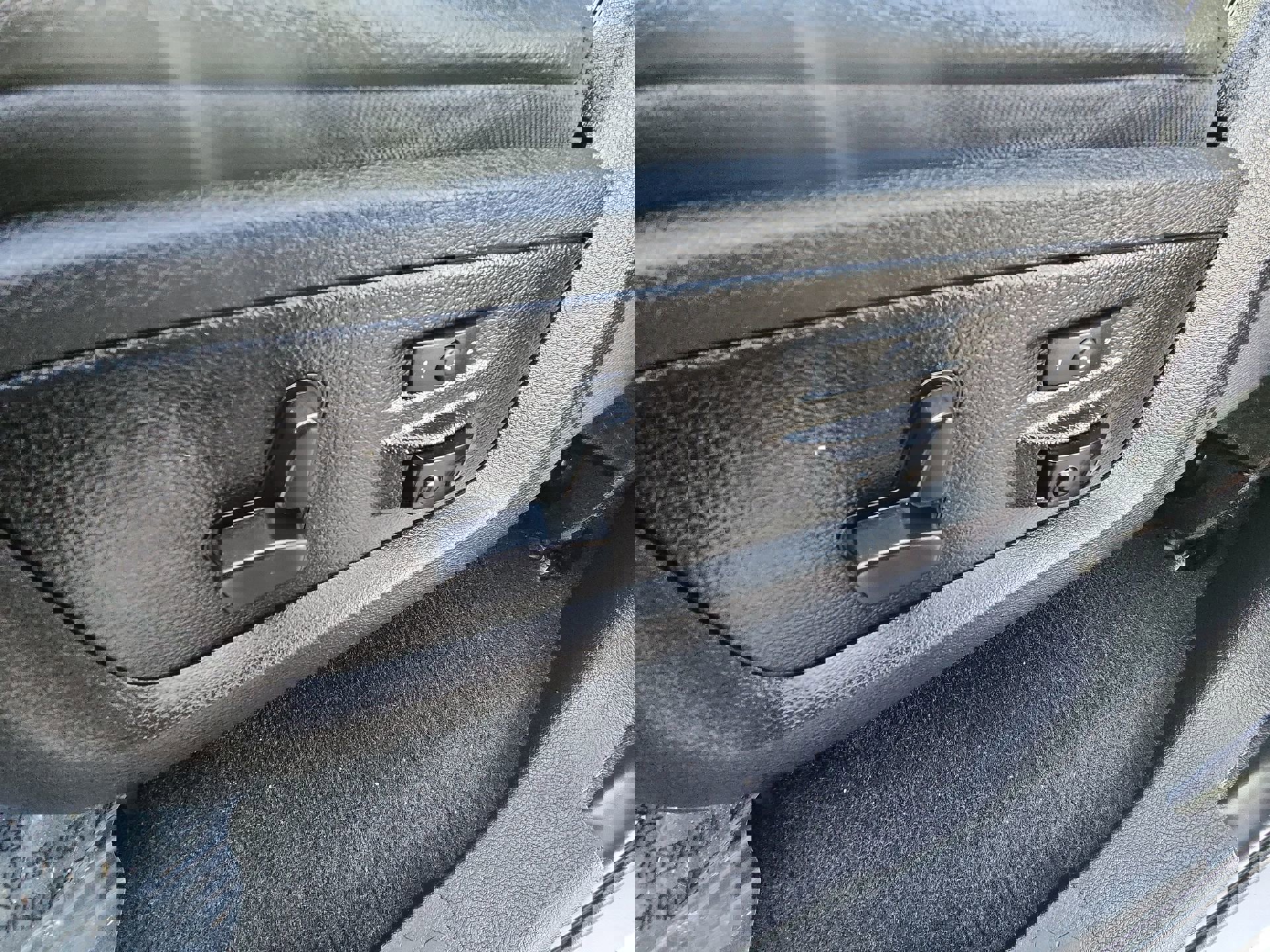 Certified 2019 RAM 1500 Laramie image 14