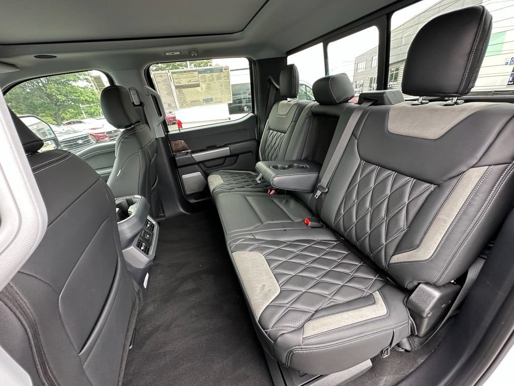 New 2026 Ford F250 Lariat w/ Black Appearance Package AWD/4WD image 19