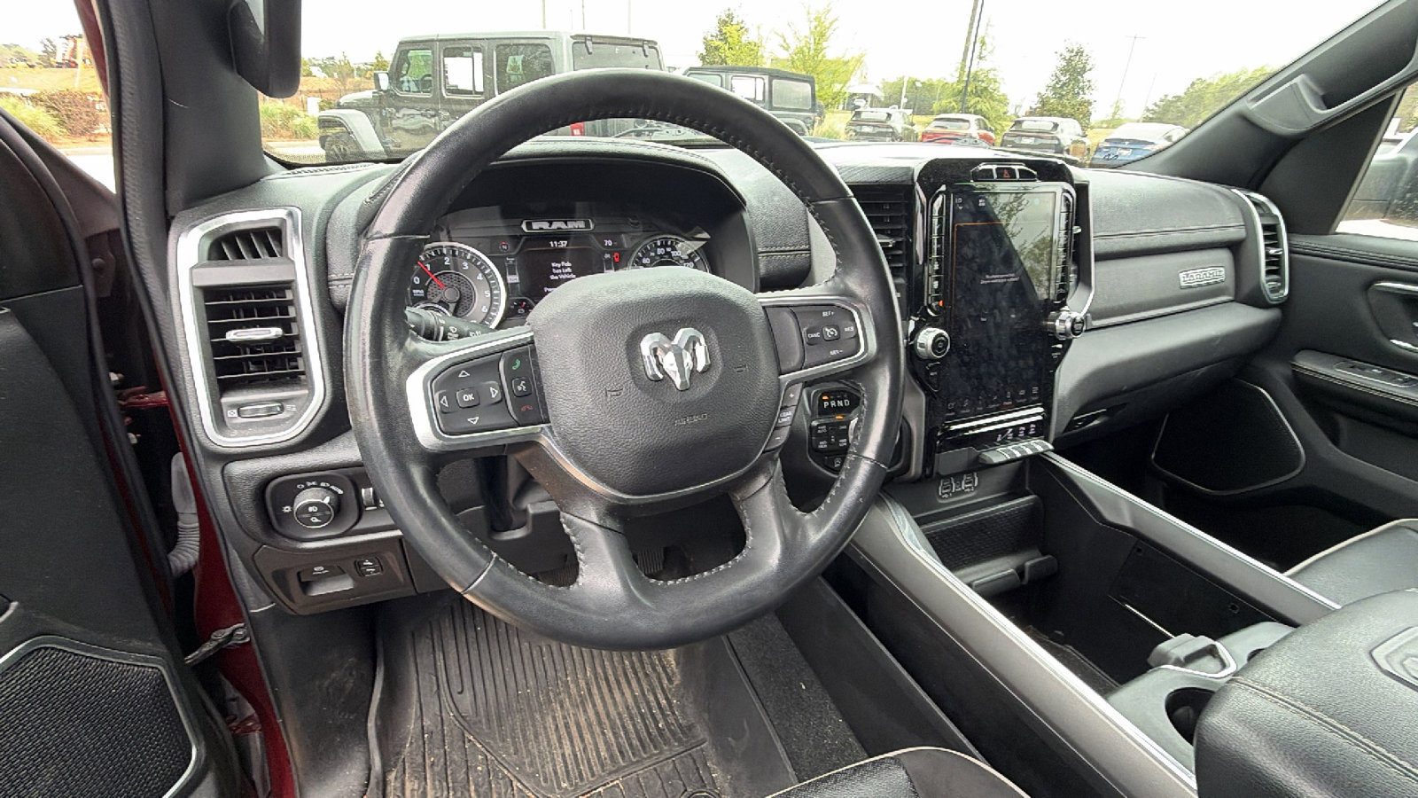 Used 2023 RAM 1500 Laramie image 25