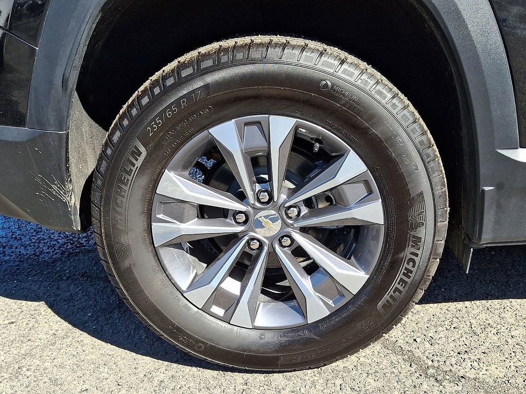 Used 2026 Chevrolet Equinox LT w/ Convenience Package II image 33