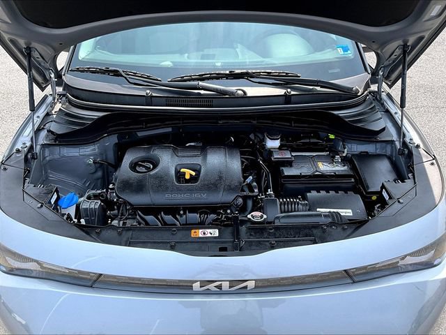 Certified 2025 Kia Soul LX w/ LX Technology Package FWD image 34