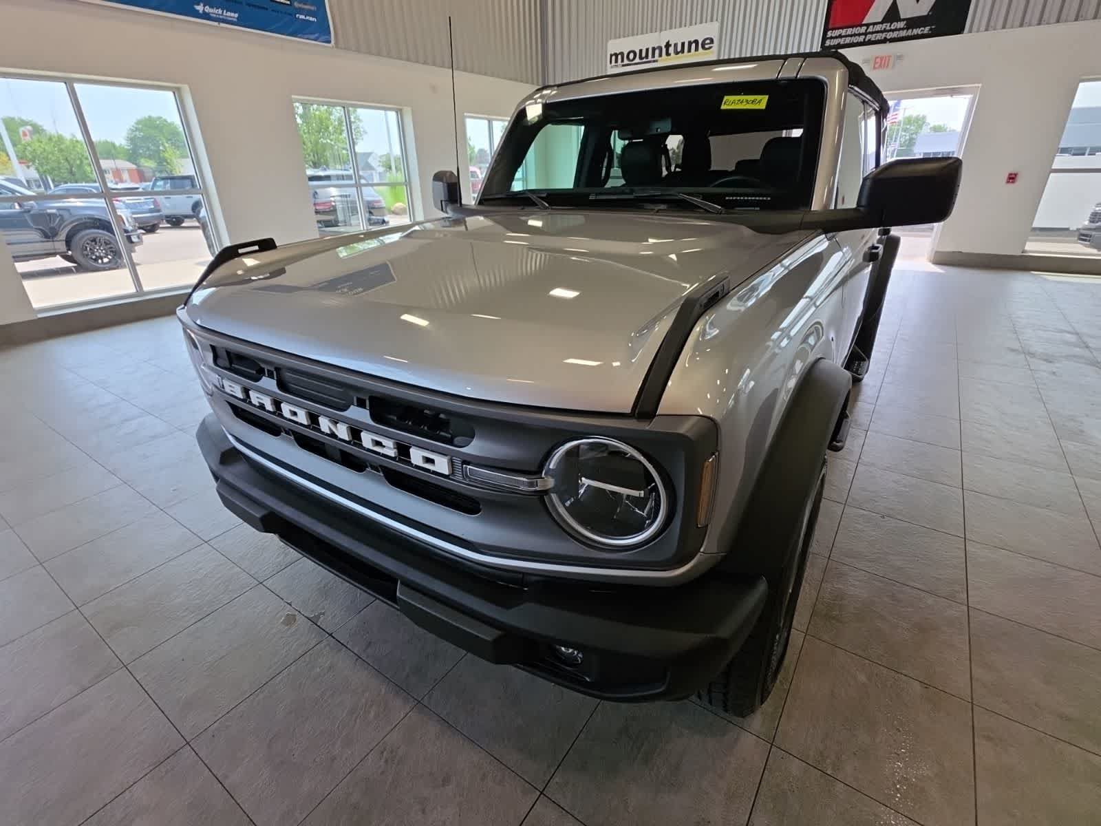 Used 2024 Ford Bronco Big Bend AWD/4WD video 2
