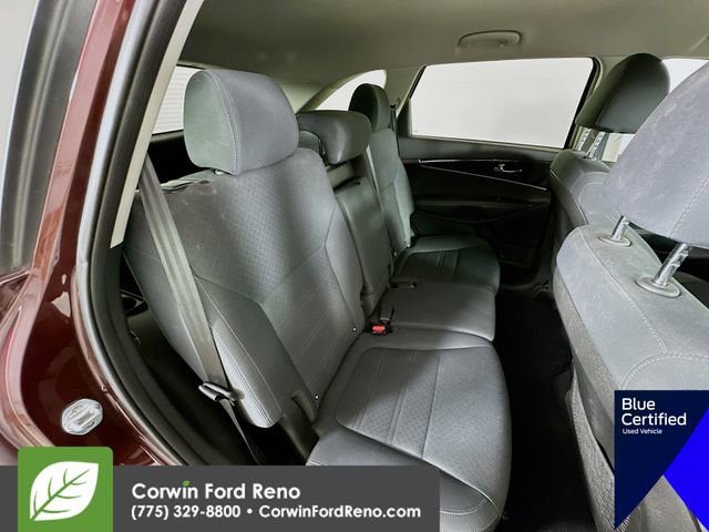 Used 2019 Kia Sorento LX image 27