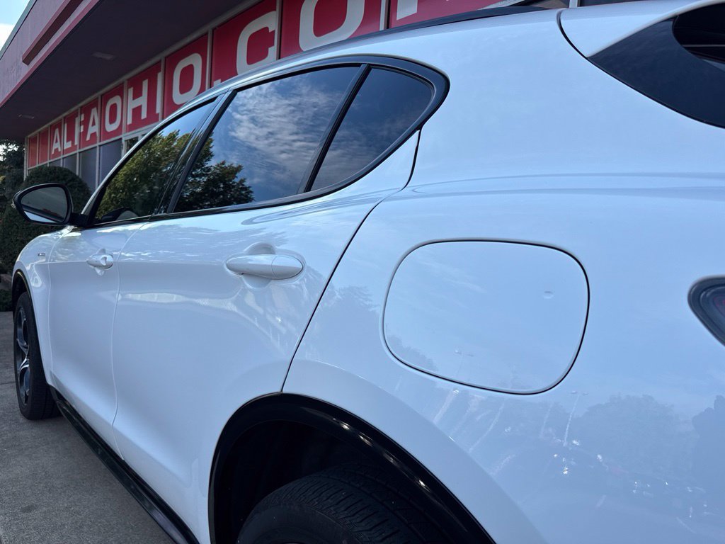 Used 2024 Alfa Romeo Stelvio Veloce AWD/4WD image 13