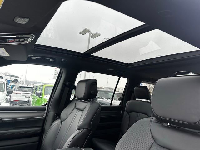 New 2026 Jeep Grand Wagoneer 4WD image 19