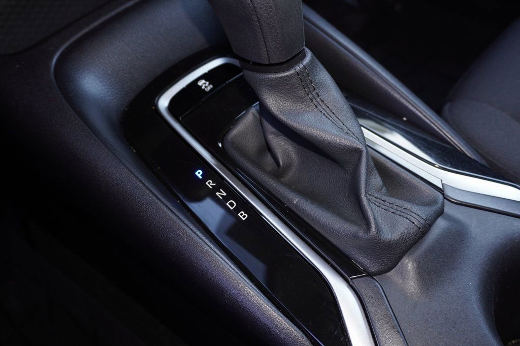 Certified 2025 Toyota Corolla LE image 17