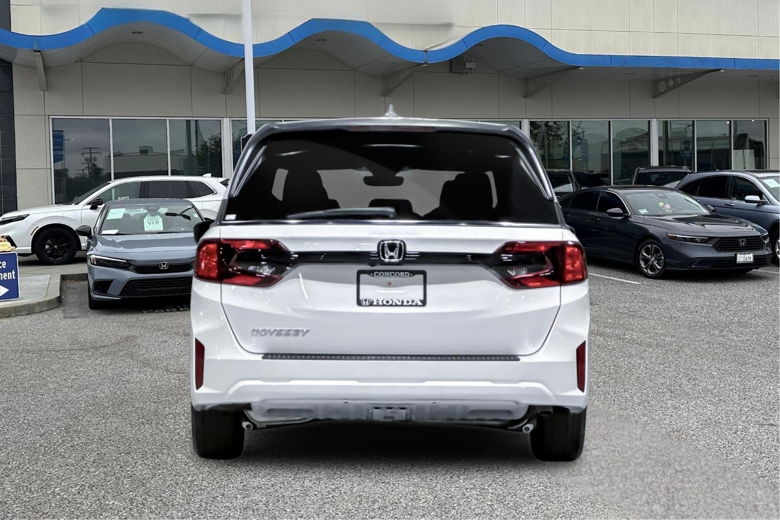 New 2027 Honda Odyssey EX-L image 9