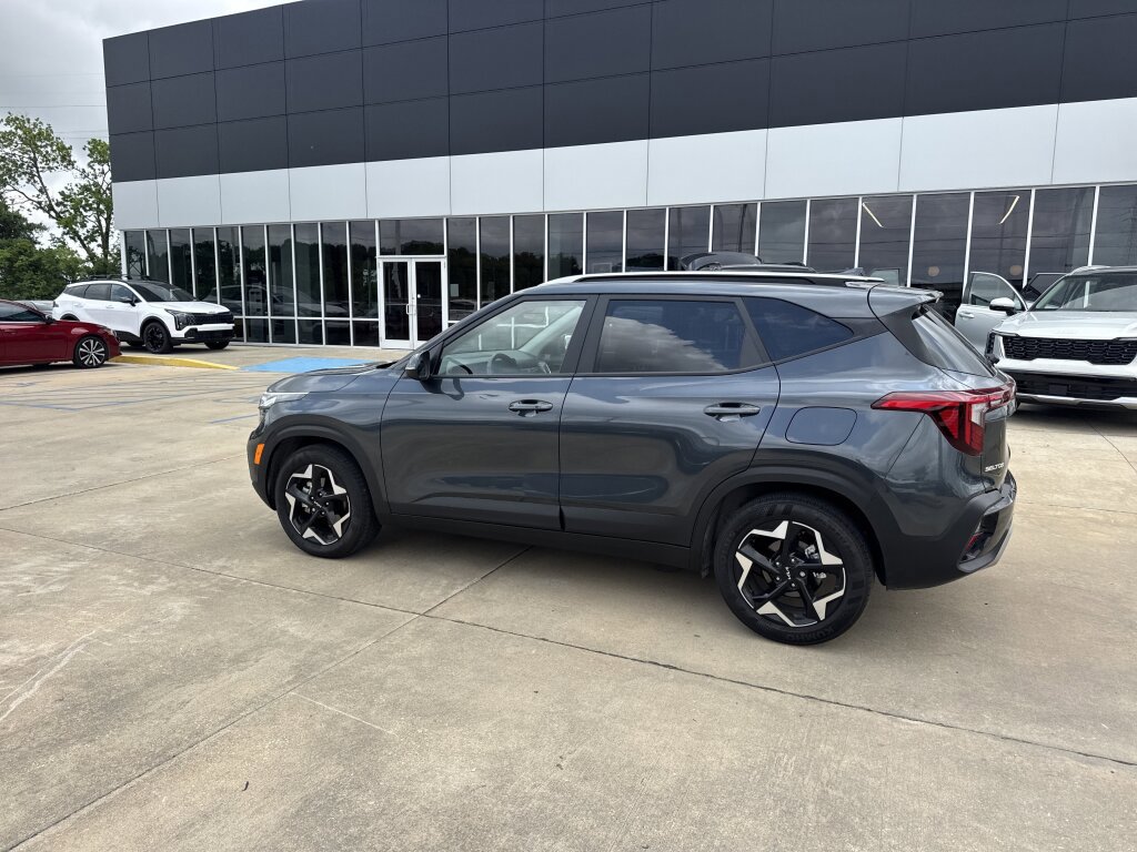 Used 2026 Kia Seltos S FWD image 21