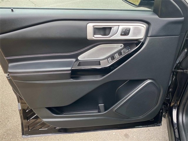 Used 2023 Ford Explorer ST w/ Equipment Group 401A image 12