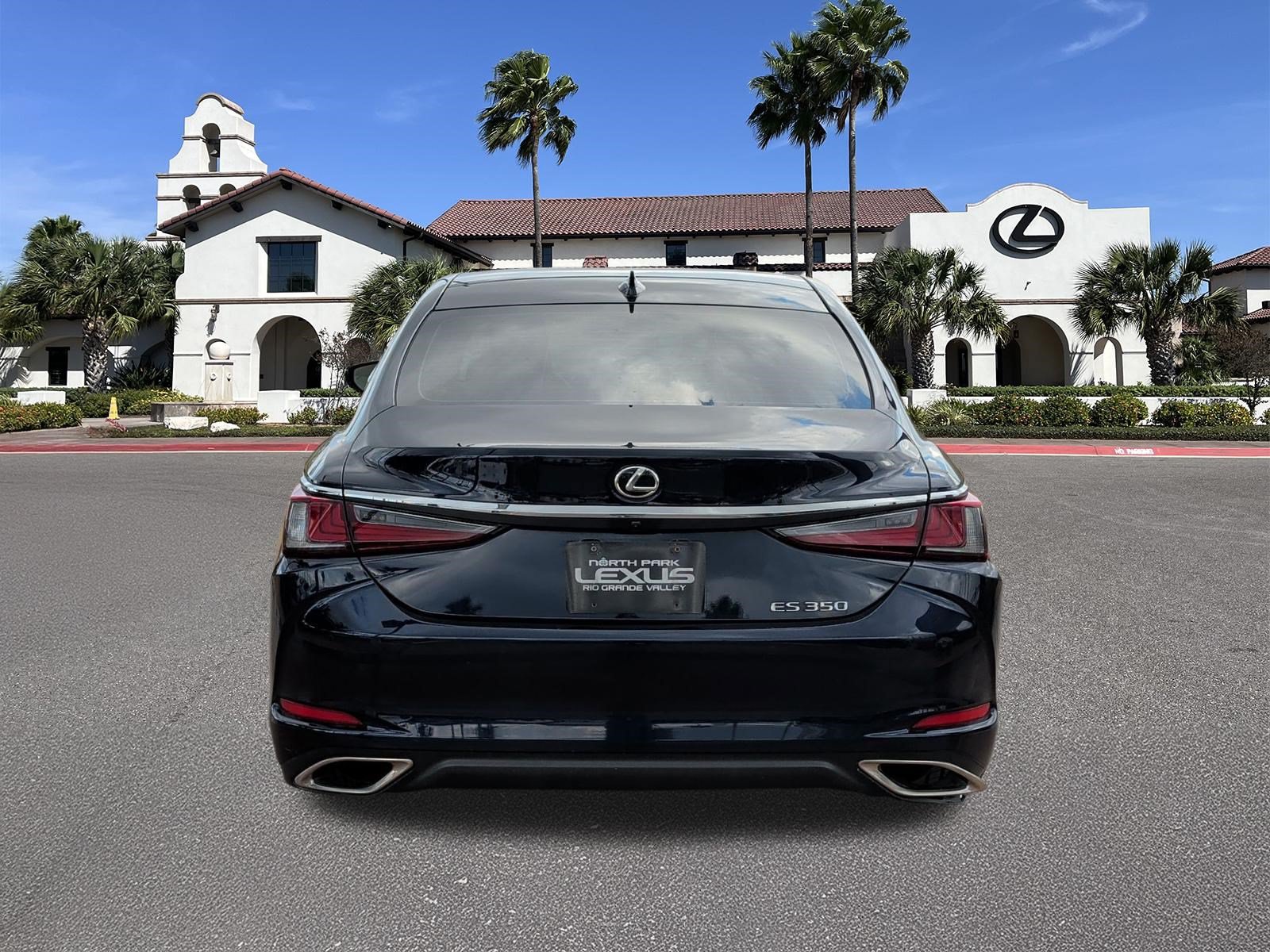 Used 2025 Lexus ES 350 w/ Premium Package FWD image 3
