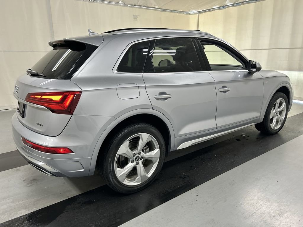 Used 2023 Audi Q5 2.0T Premium Plus w/ Premium Plus Package image 2