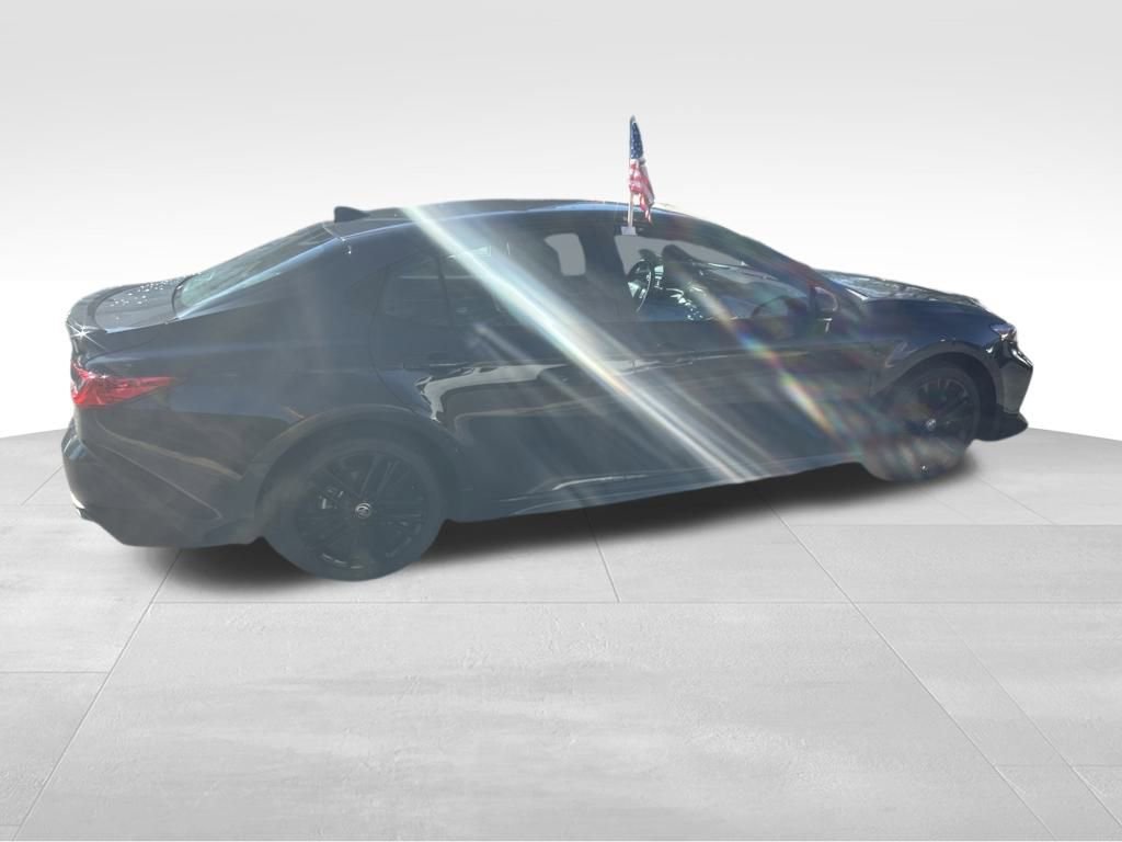 Used 2025 Toyota Camry SE image 24