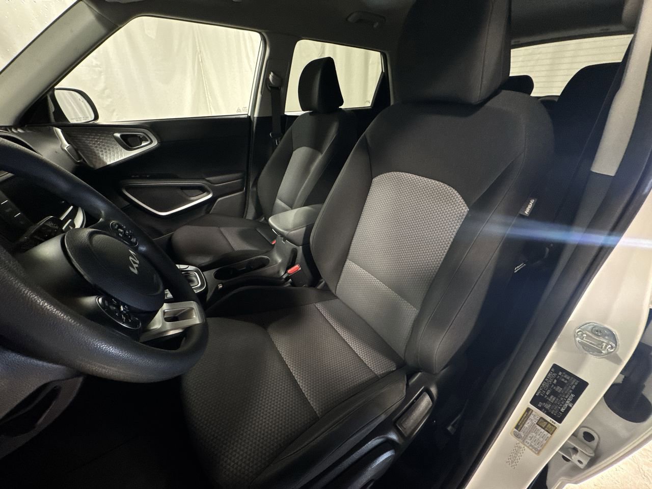 Certified 2022 Kia Soul LX w/ Technology Package image 16