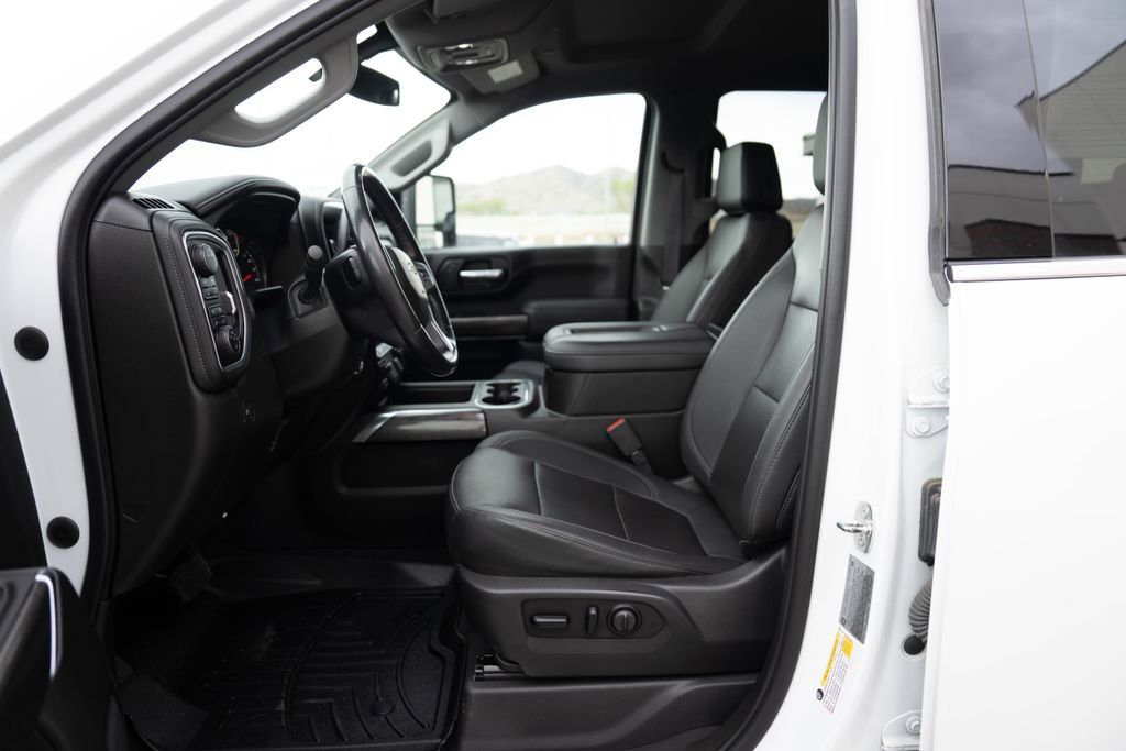 Used 2021 Chevrolet Silverado 3500 LTZ w/ LTZ Convenience Package AWD/4WD image 17