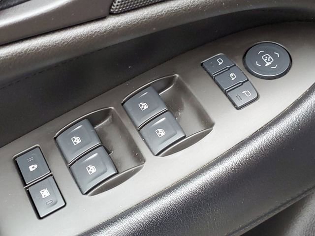 Used 2016 Cadillac Escalade ESV Luxury image 26