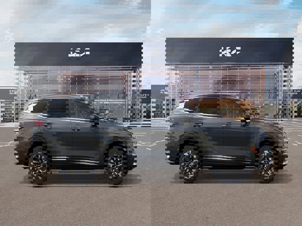 New 2025 Kia Sportage LX image 7
