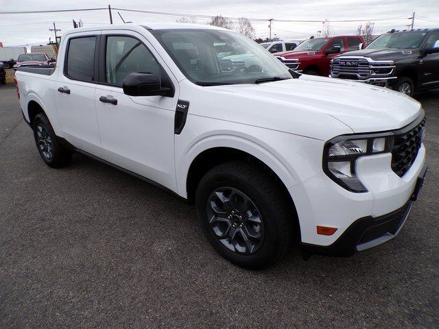 New 2025 Ford Maverick XLT w/ XLT Luxury Package image 6