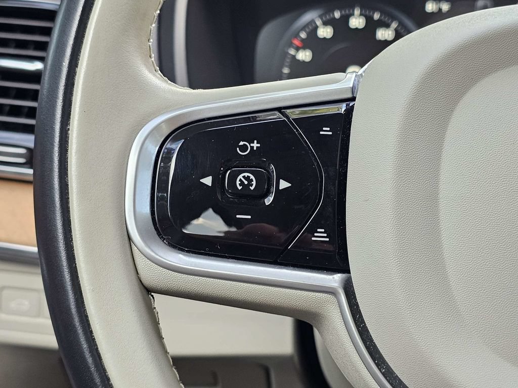 Used 2022 Volvo XC90 T8 Inscription Expression w/ Advanced Package AWD/4WD image 28