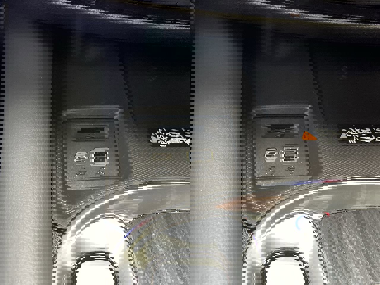 Certified 2024 Buick Enclave Essence w/ Experience Buick Package image 25