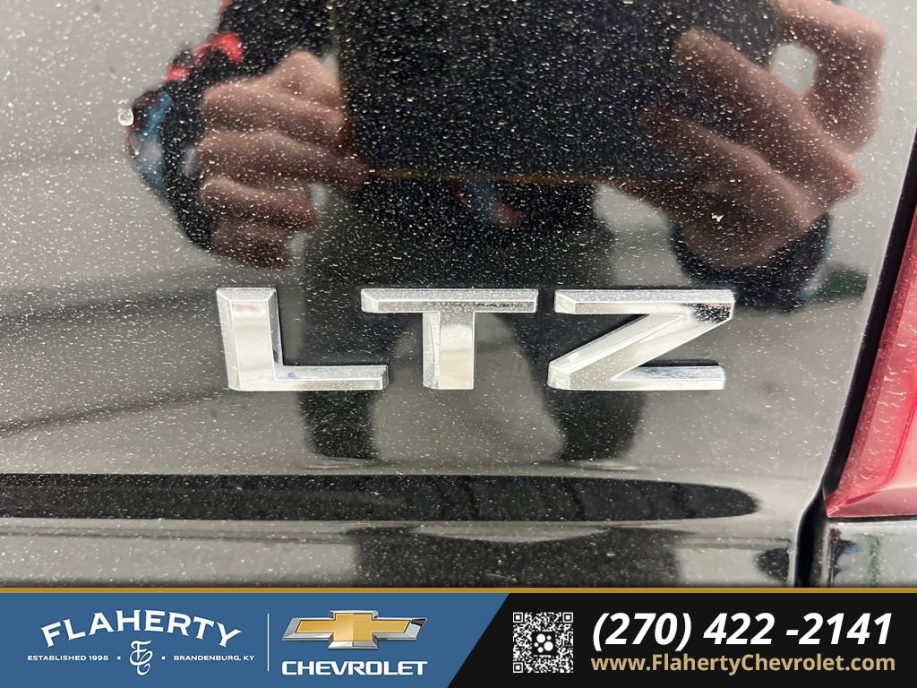 Used 2025 Chevrolet Silverado 1500 LTZ w/ LTZ Premium Package image 19