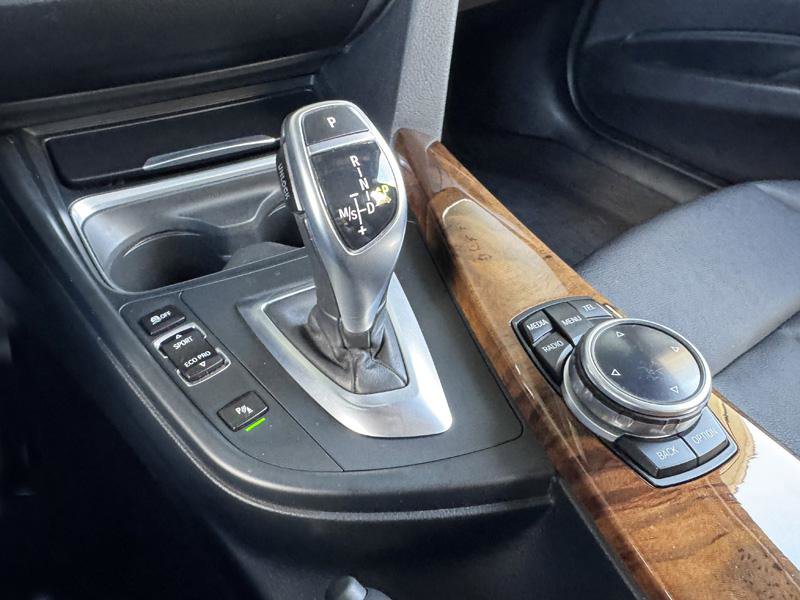 Used 2014 BMW 328i xDrive Wagon image 23