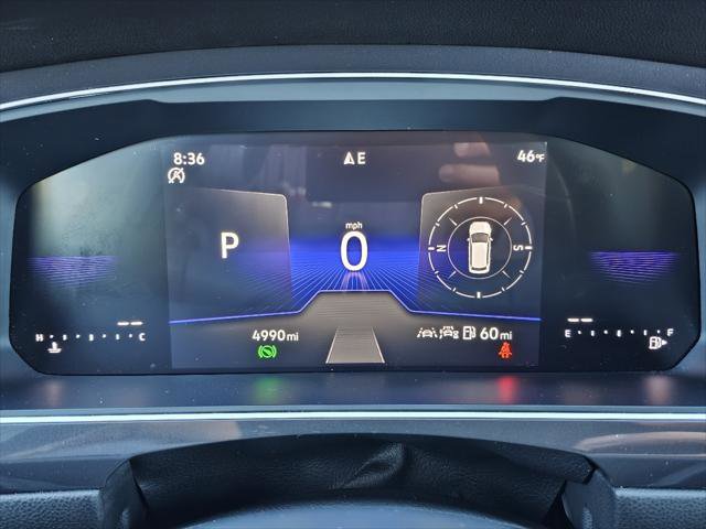 Used 2024 Volkswagen Tiguan SE R-Line image 12