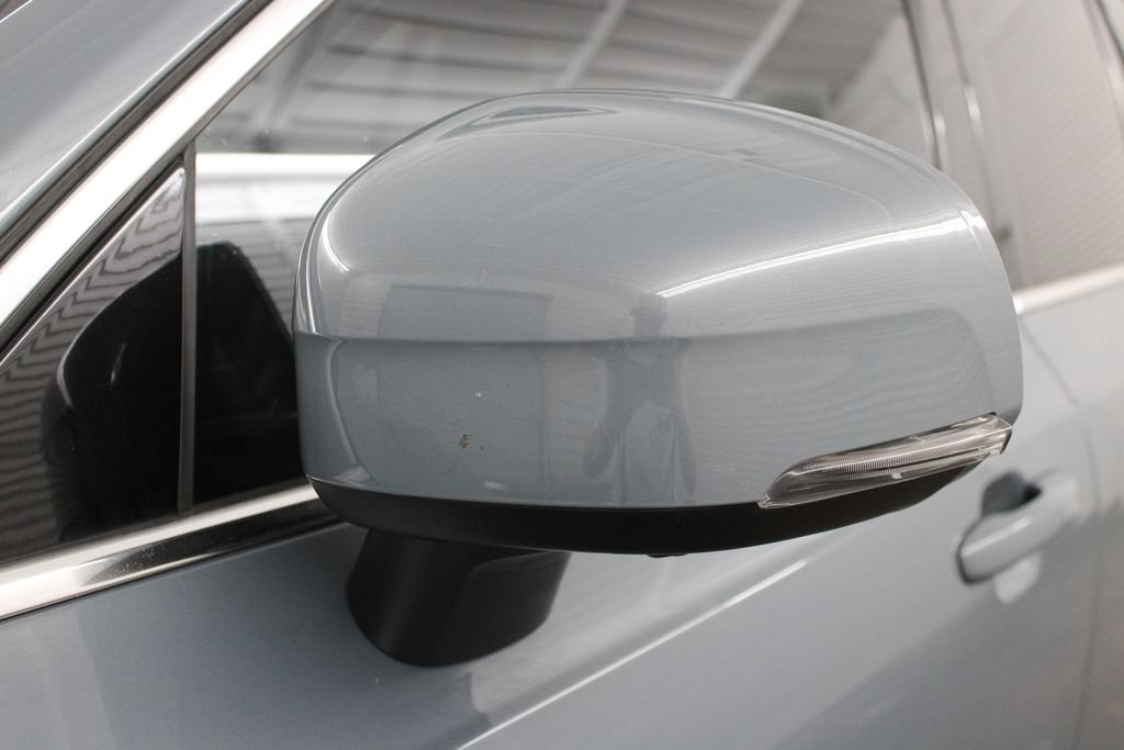 Used 2023 Volvo XC90 B6 Plus w/ Protection Package Premier AWD/4WD image 7