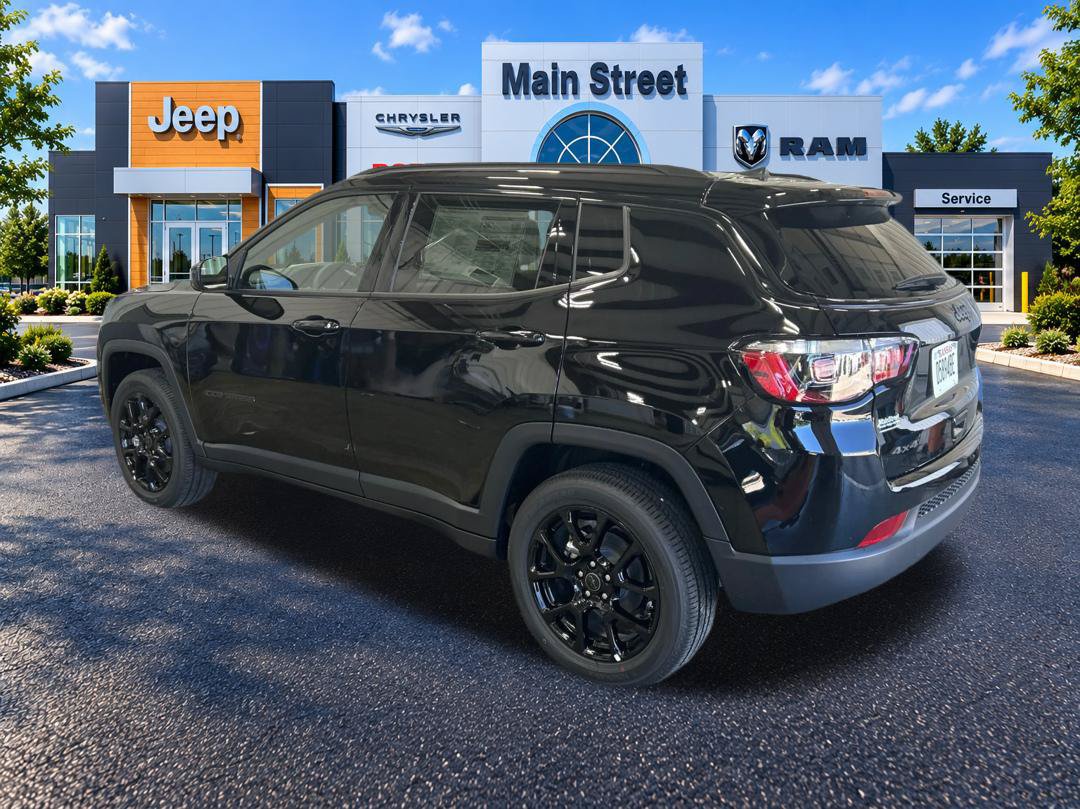 New 2026 Jeep Compass Latitude AWD/4WD image 3
