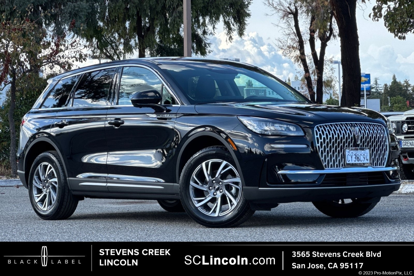 Used 2025 Lincoln Corsair FWD w/ Equipment Group 101A