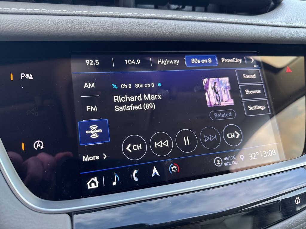 Certified 2022 Cadillac XT5 Premium Luxury image 16