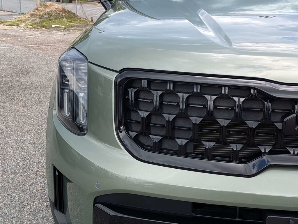 Used 2025 Kia Telluride SX X-Line AWD/4WD image 10