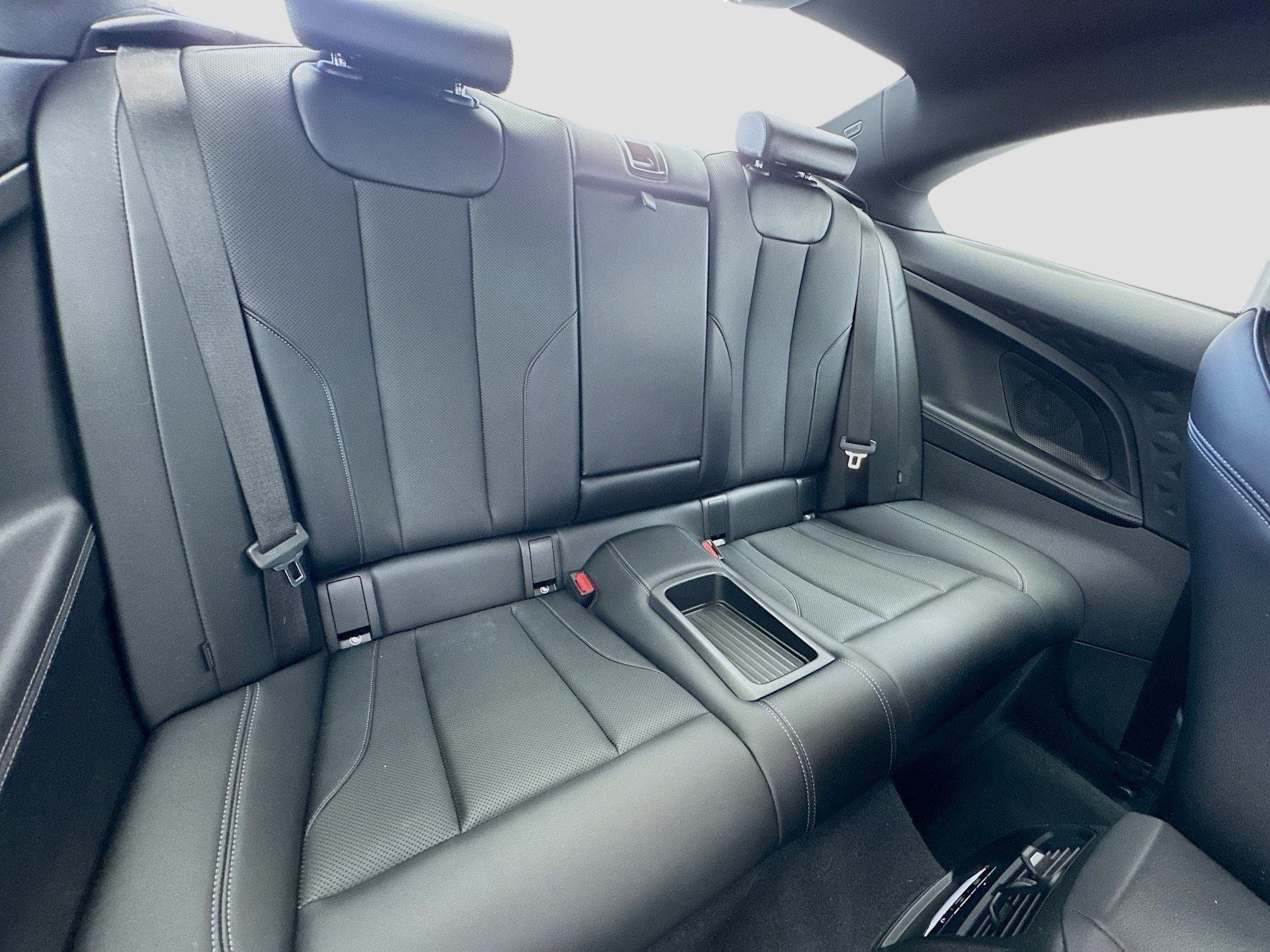 Used 2023 BMW 230i Coupe w/ Convenience Package RWD image 17