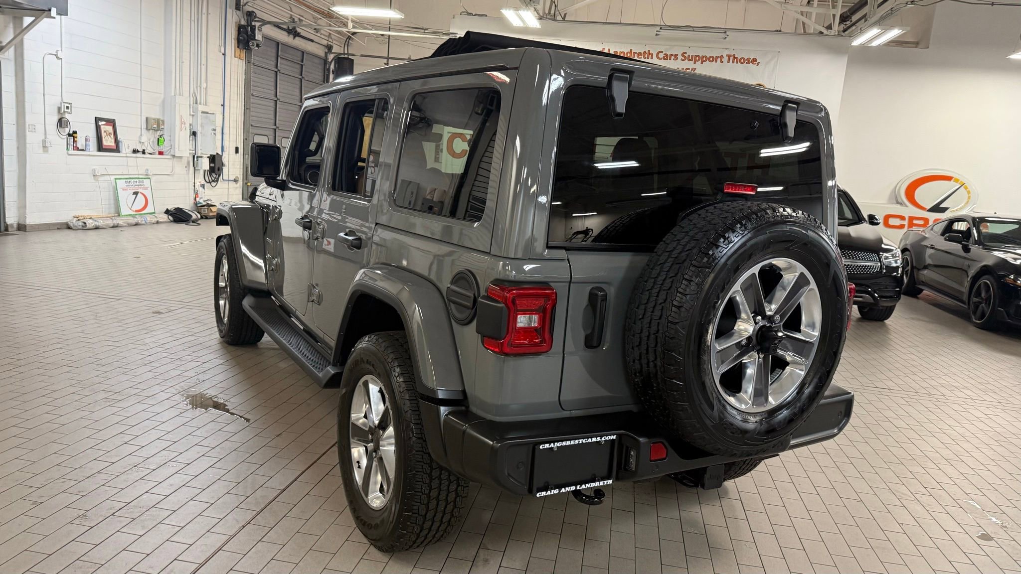Used 2021 Jeep Wrangler Unlimited Sahara image 12