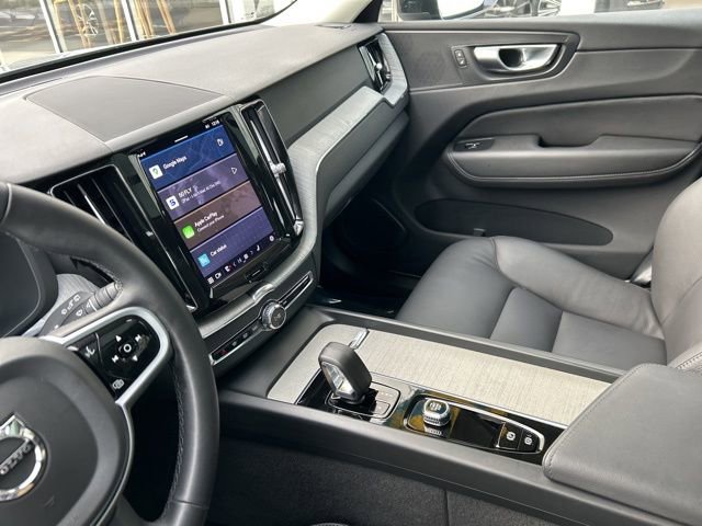 Certified 2025 Volvo XC60 B5 Plus image 19