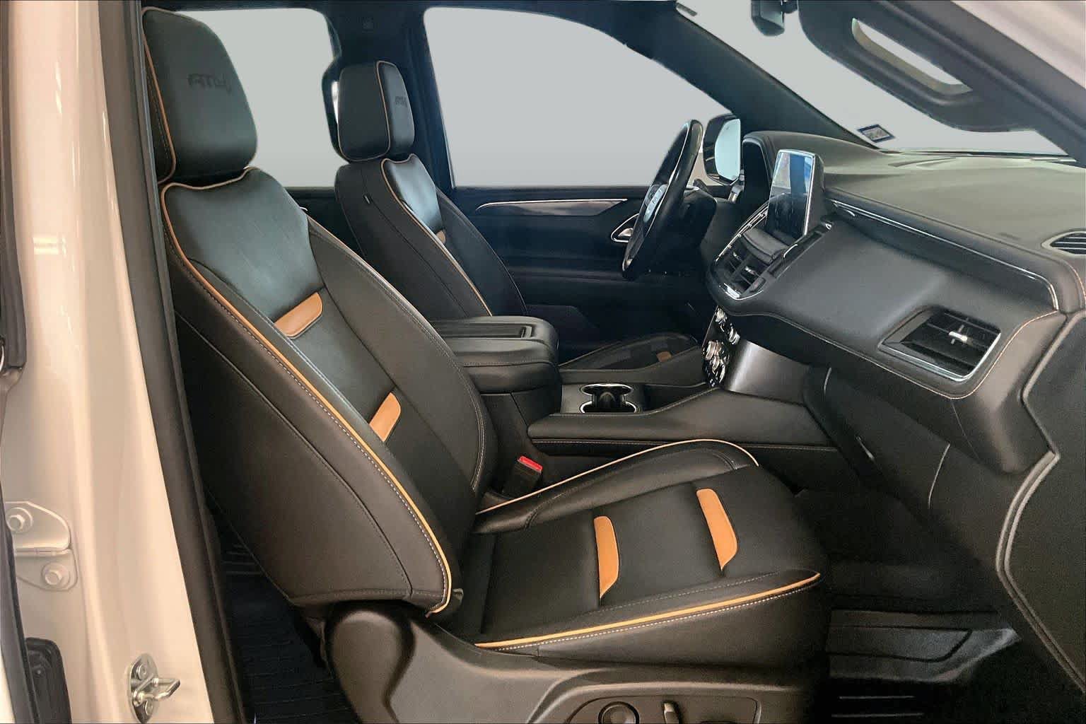 Used 2022 GMC Yukon AT4 AWD/4WD image 8