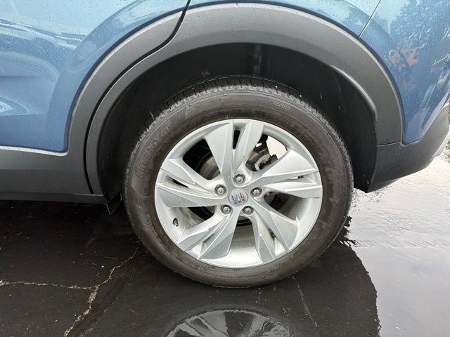 Used 2025 Buick Encore GX Preferred w/ Comfort Package AWD/4WD image 9