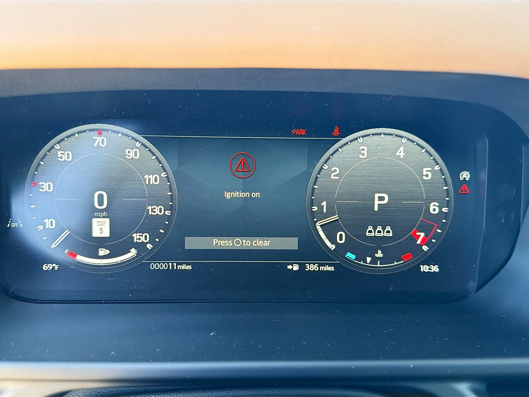 New 2026 Land Rover Defender 110 X-Dynamic SE image 38