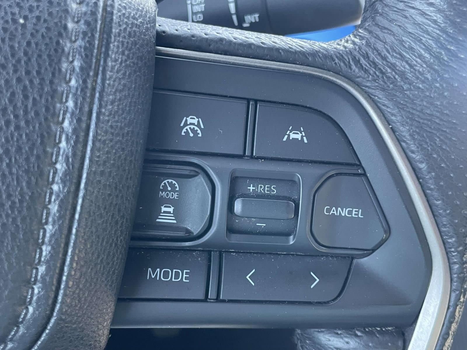 Used 2024 Toyota Tacoma TRD Off-Road AWD/4WD image 18