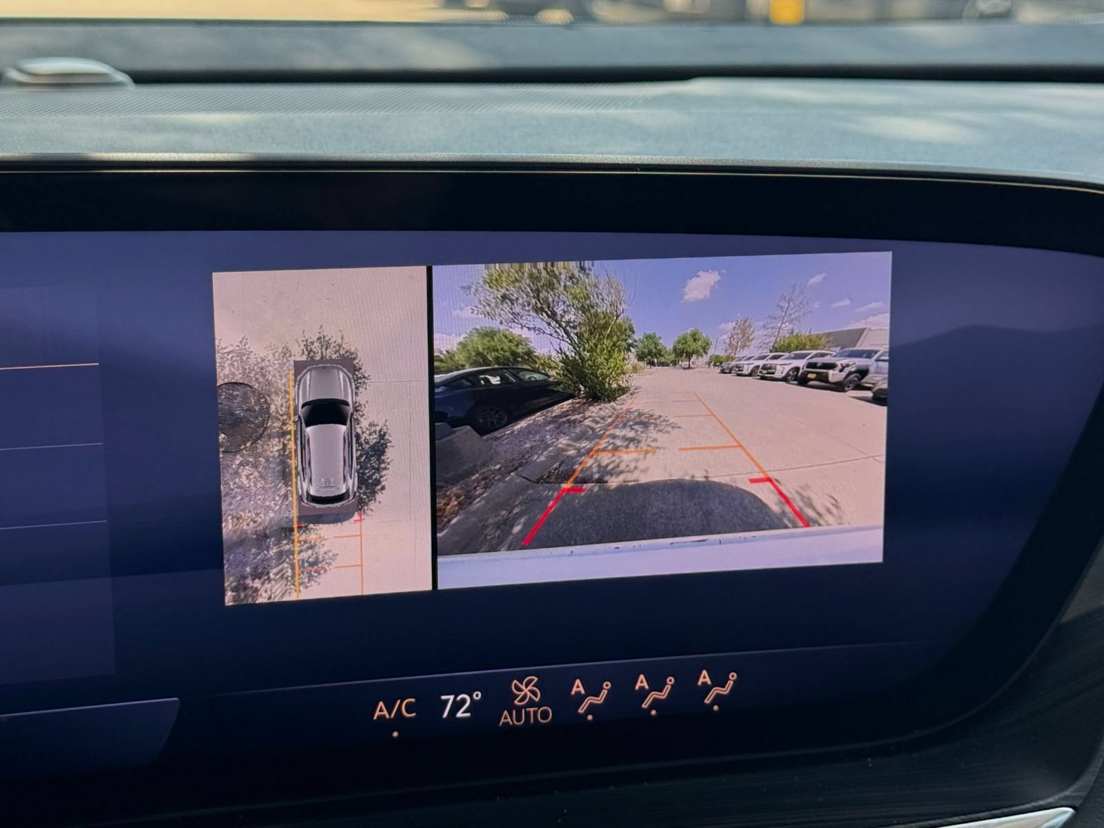 Used 2024 Buick Envision Preferred AWD/4WD image 25