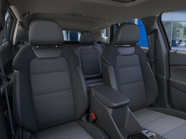 New 2026 Chevrolet Trax LT w/ Sunroof Package FWD image 16