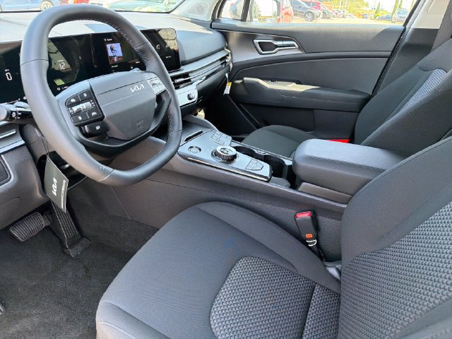 New 2027 Kia Sportage S FWD image 18