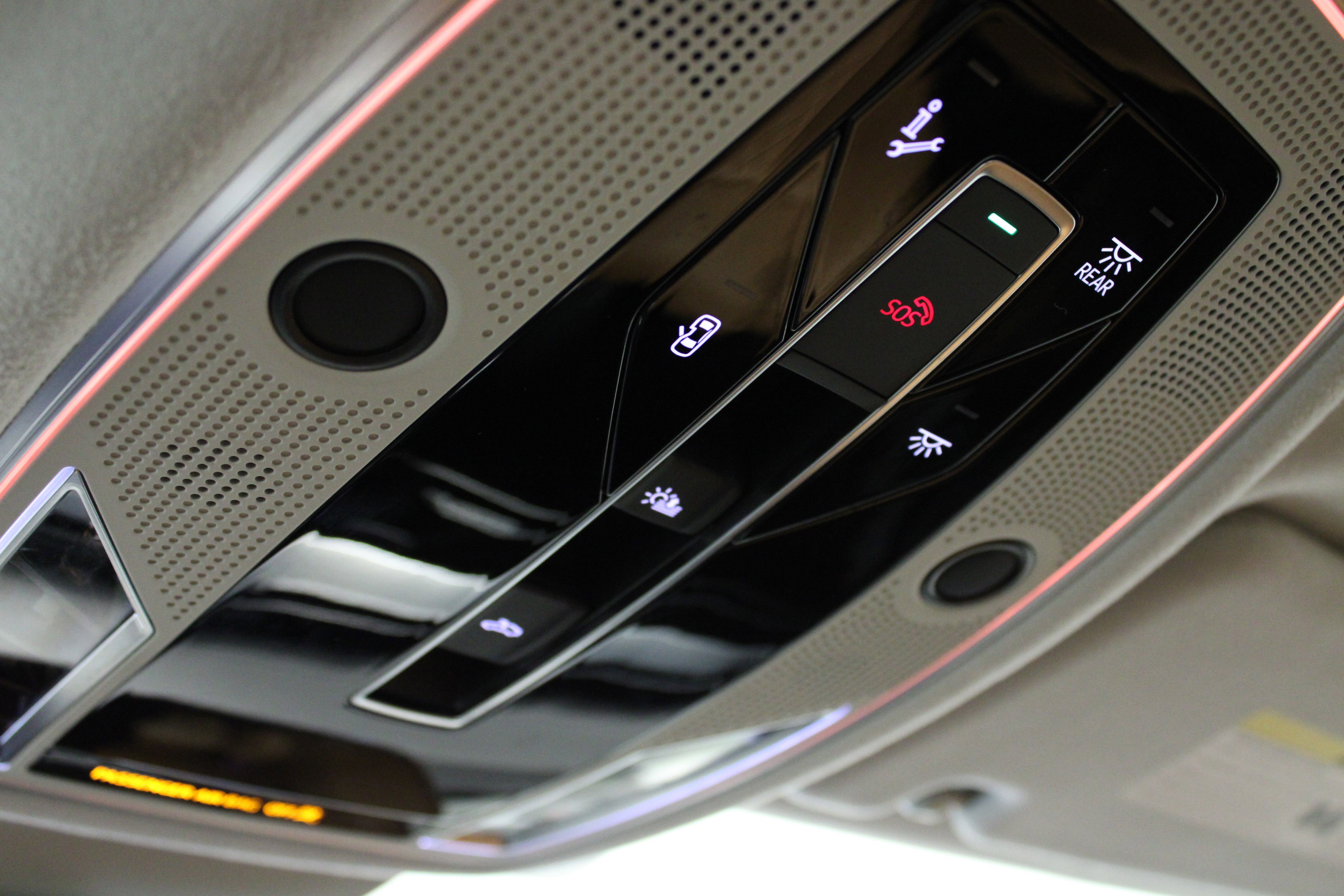 Used 2023 Audi S8 image 24