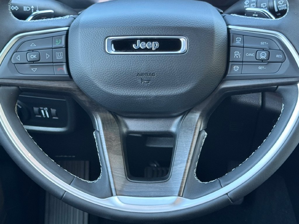 New 2027 Jeep Grand Cherokee L Limited AWD/4WD image 21