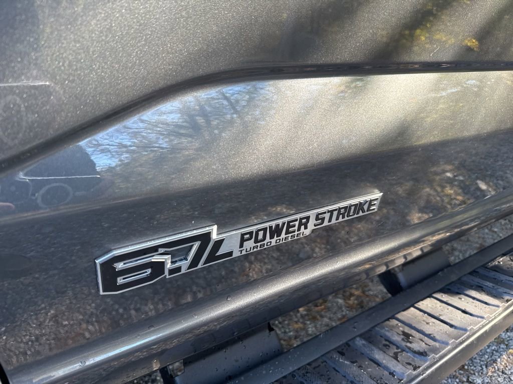 New 2026 Ford F350 Lariat w/ Black Appearance Package image 8