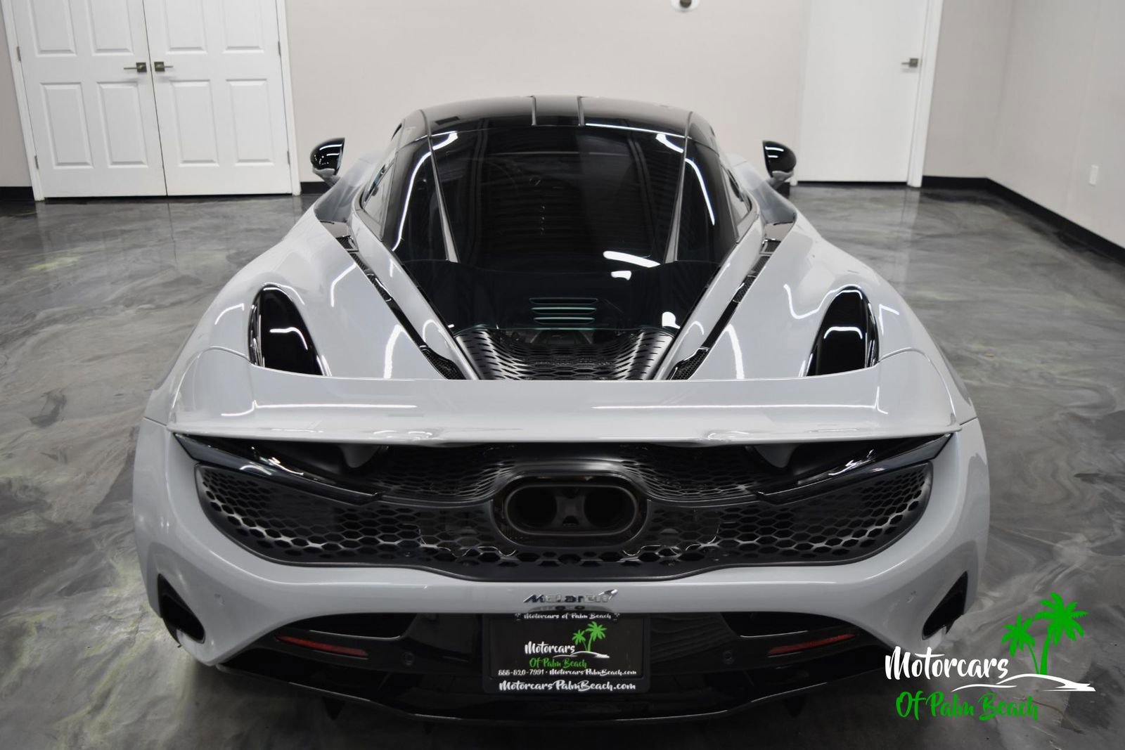 Used 2025 McLaren 750S image 13
