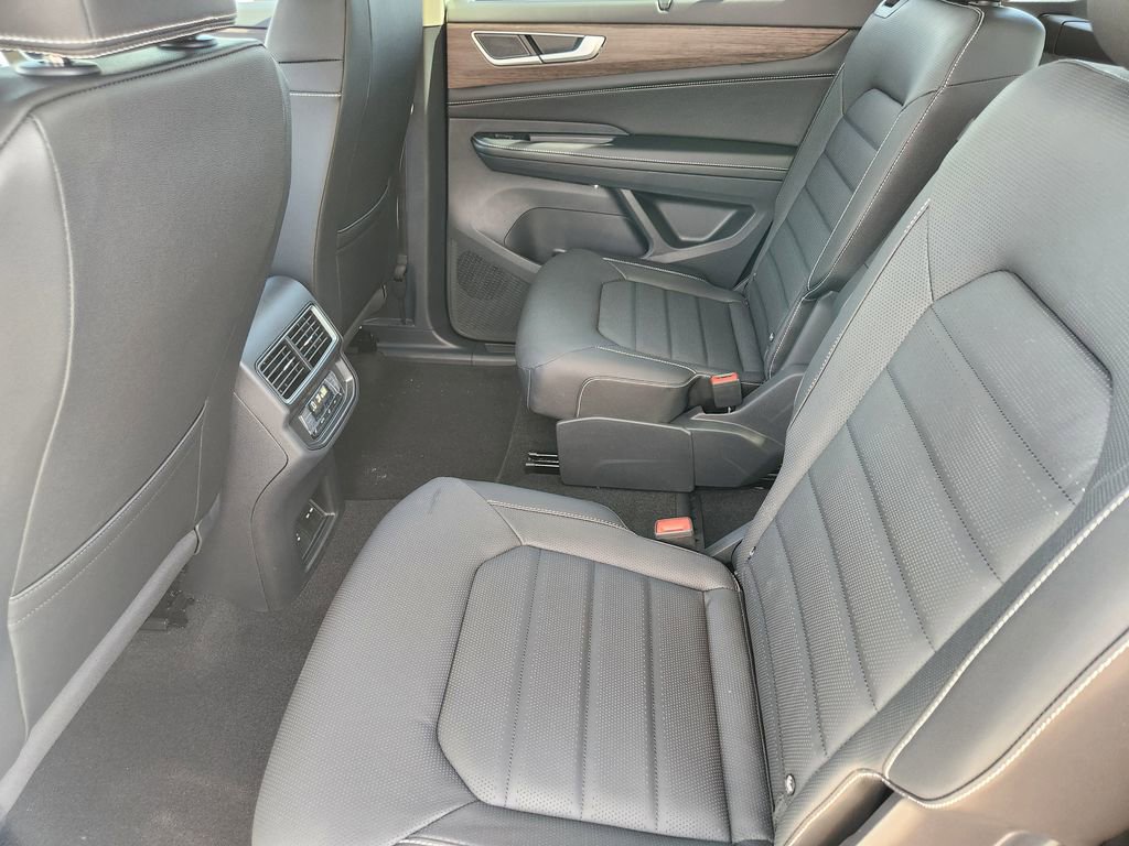 New 2026 Volkswagen Atlas SEL image 19