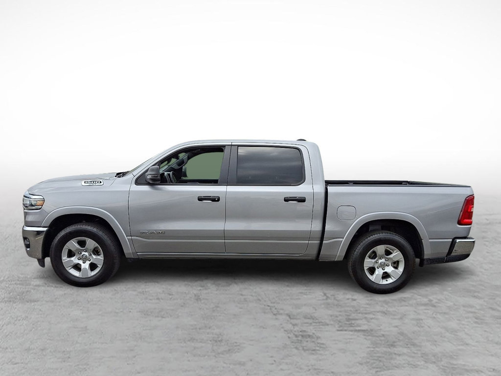 Used 2025 RAM 1500 Big Horn AWD/4WD image 2