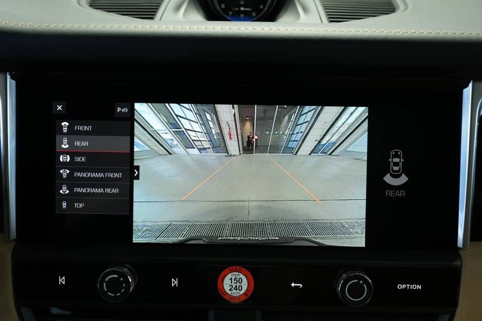 Certified 2026 Porsche Macan AWD/4WD image 19