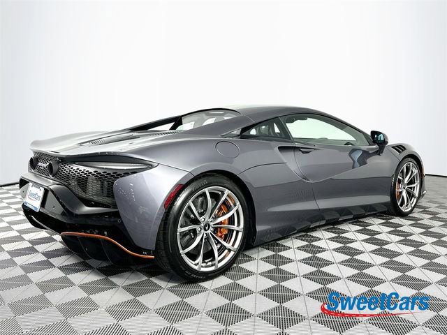 Used 2024 McLaren Artura image 7
