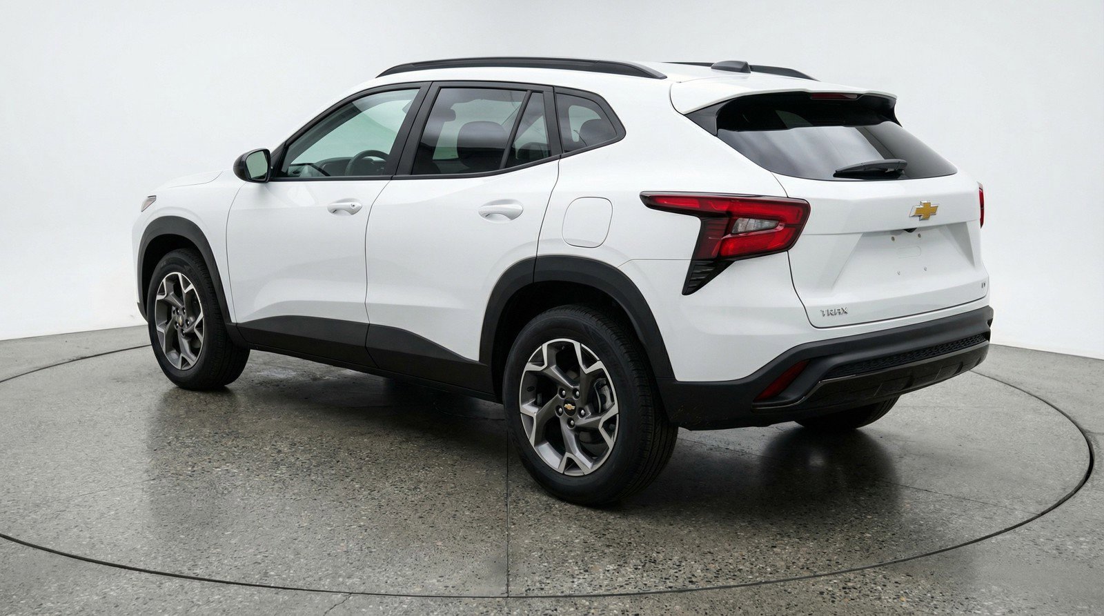Used 2025 Chevrolet Trax LT w/ LT Convenience Package FWD image 6
